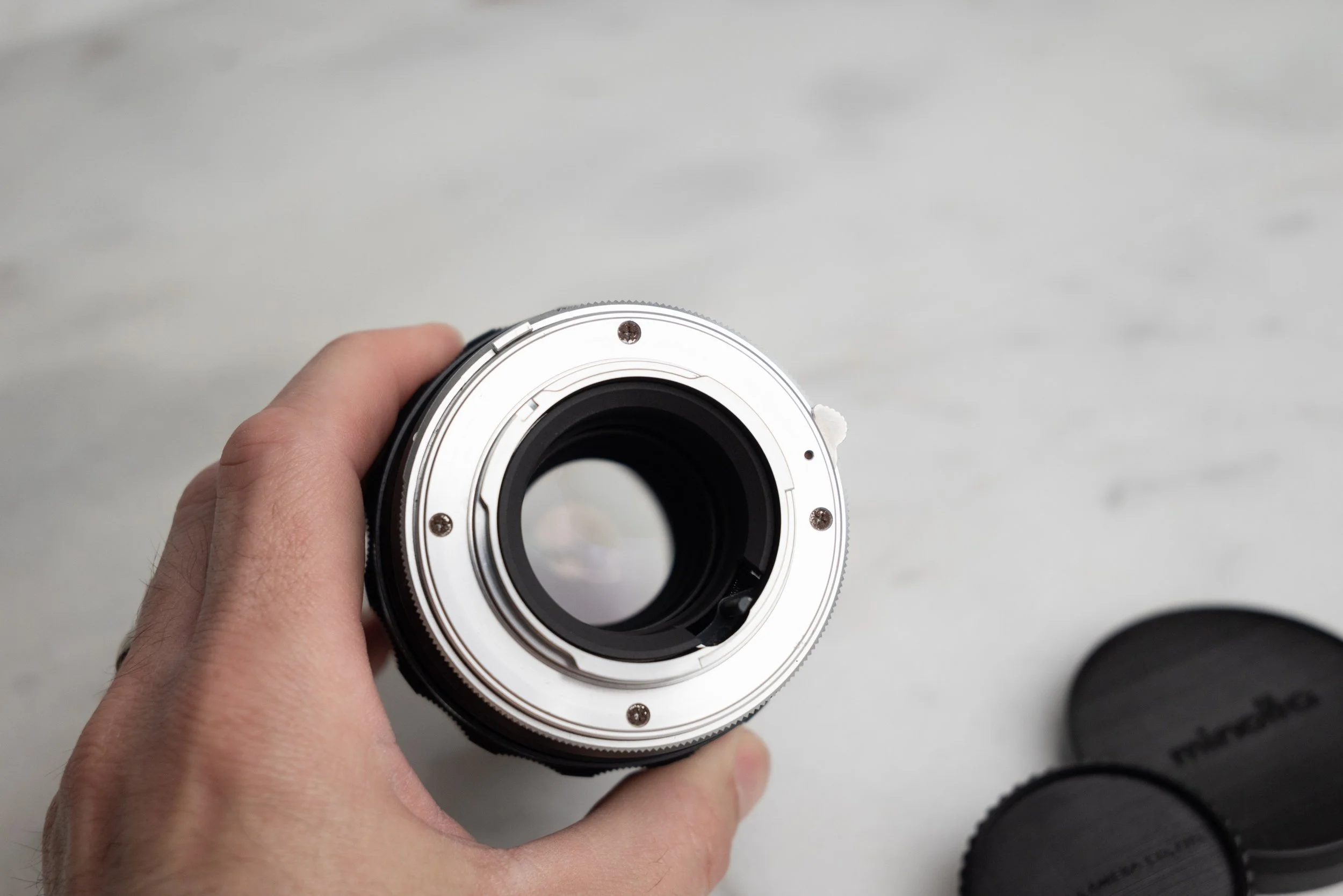 Minolta MC Tele Rokkor QF 200mm F/3.5 Lens with Both Caps — F Stop